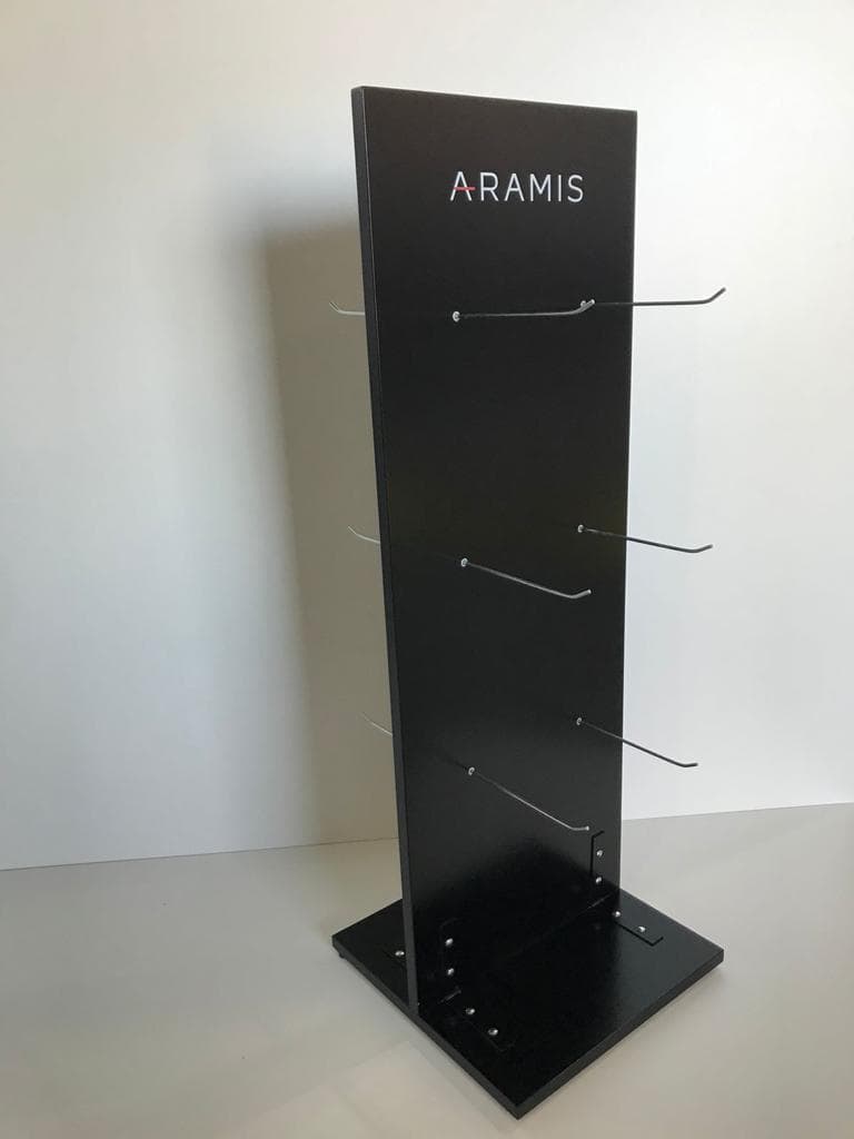 Aramis — Display de ganchos para PDV